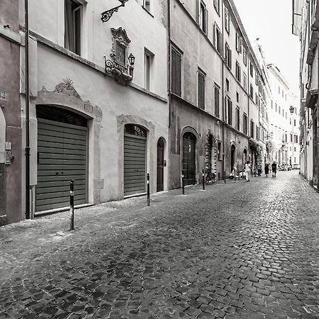 Old Monserrato In Campo De' Fiori Apartment Rome Luaran gambar